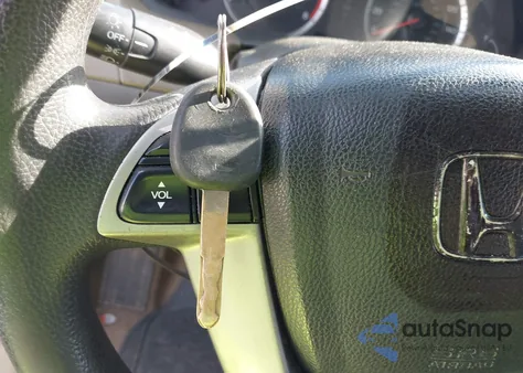 2010 Honda Accord 2.4 Lx z USA, uszkodzony, nr VIN 1HGCP2F34AA005186